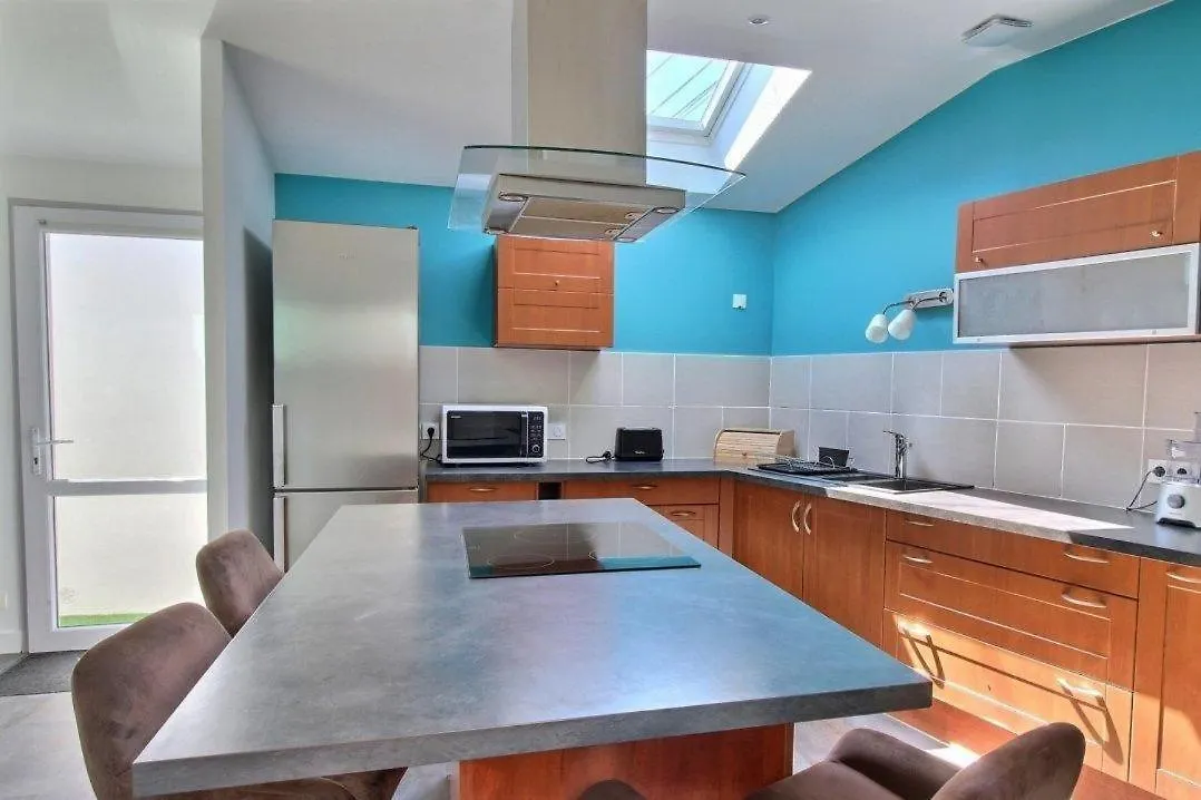 Holiday home So Chic Kerfily House With Hot Tub 8 People Villa Locmaria-Plouzane France