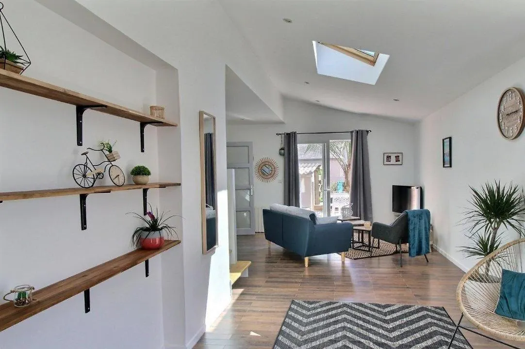 Holiday home So Chic Kerfily House With Hot Tub 8 People Villa Locmaria-Plouzane