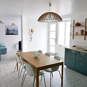  Appartement Bel Dans Maison Au Bourg